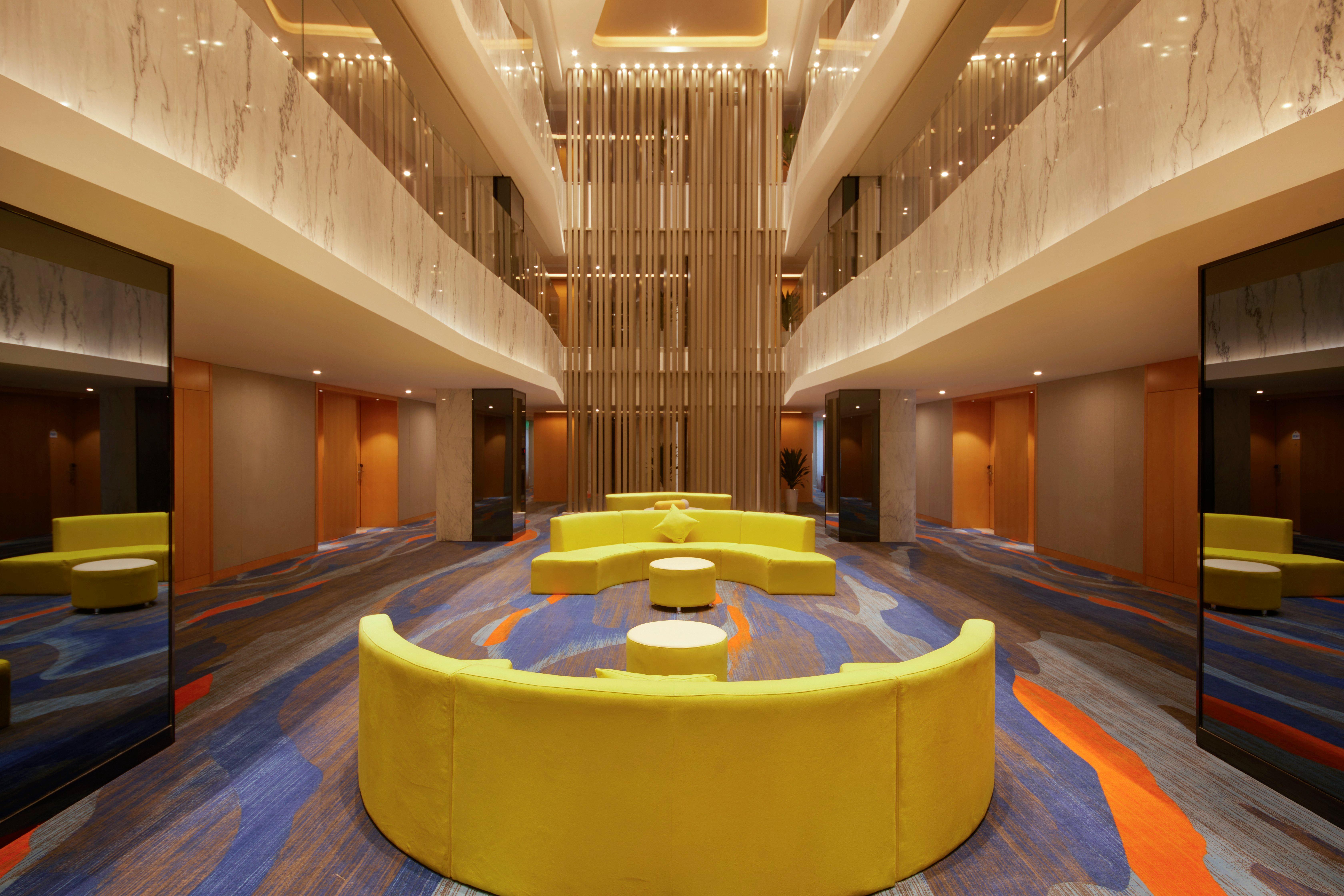 Holiday Inn Express Zhengzhou Zhengdong By Ihg Exterior photo