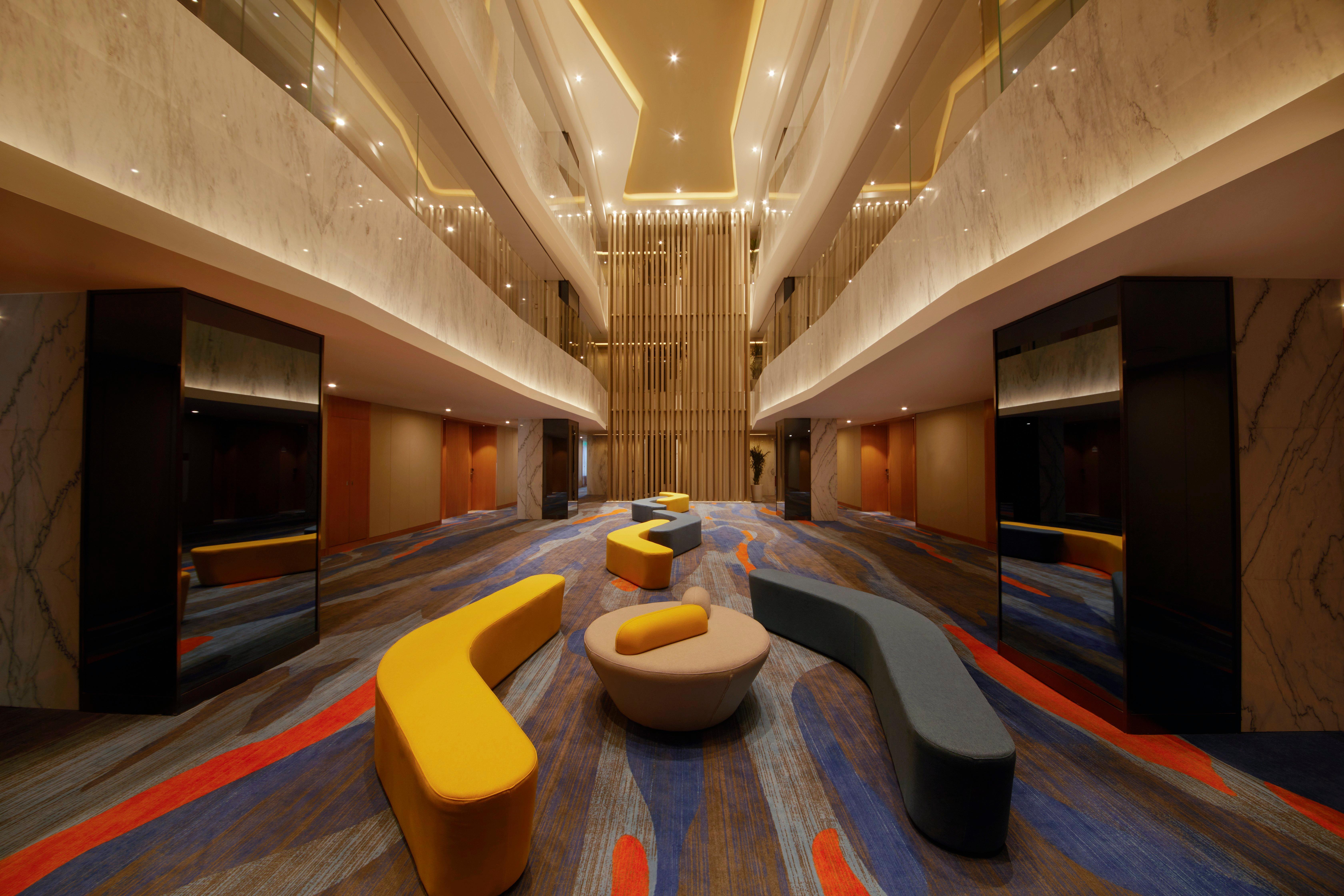 Holiday Inn Express Zhengzhou Zhengdong By Ihg Exterior photo