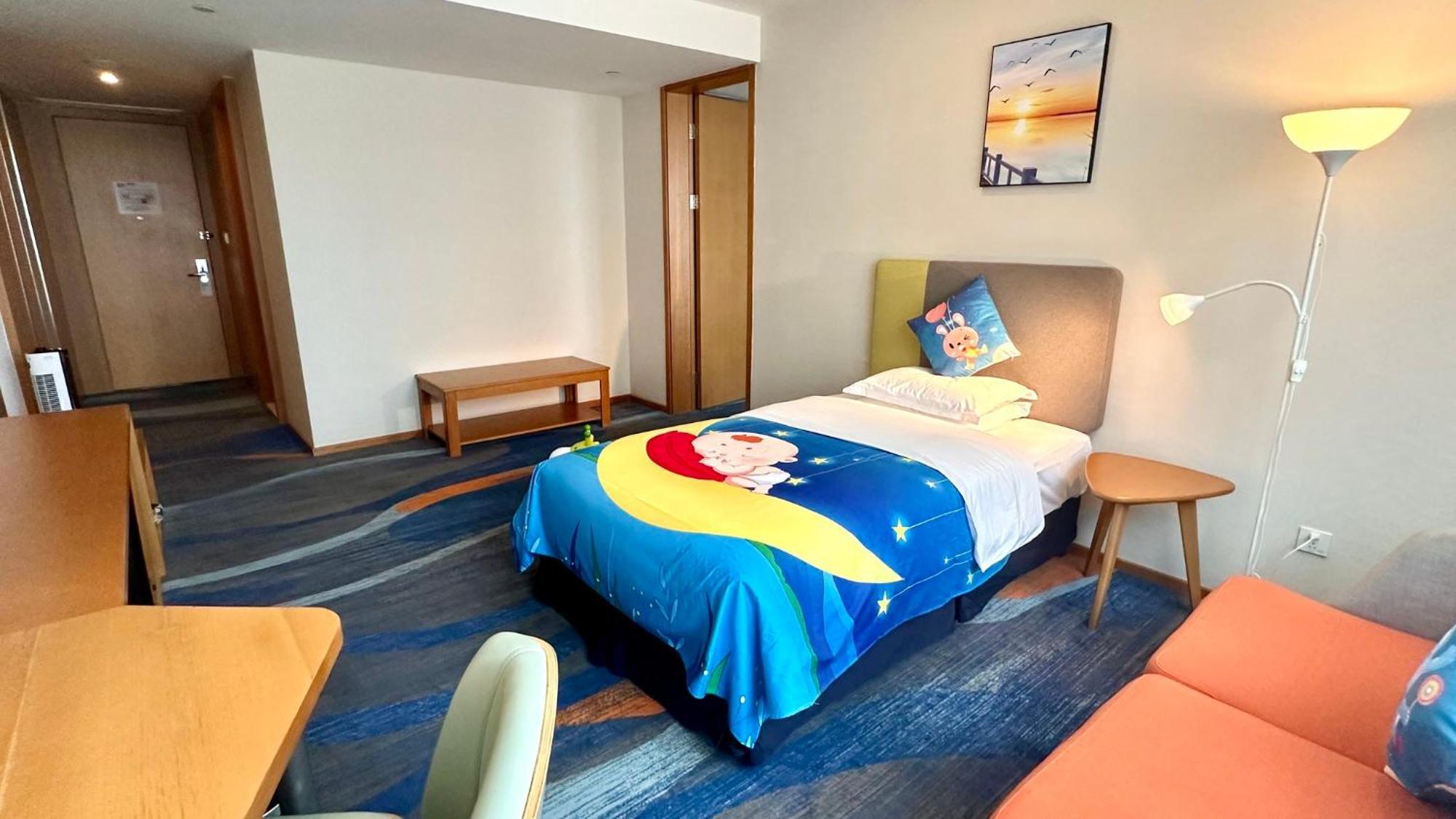 Holiday Inn Express Zhengzhou Zhengdong By Ihg Exterior photo