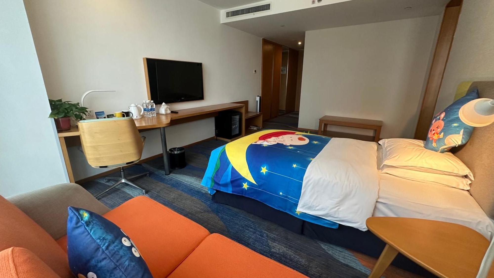 Holiday Inn Express Zhengzhou Zhengdong By Ihg Exterior photo